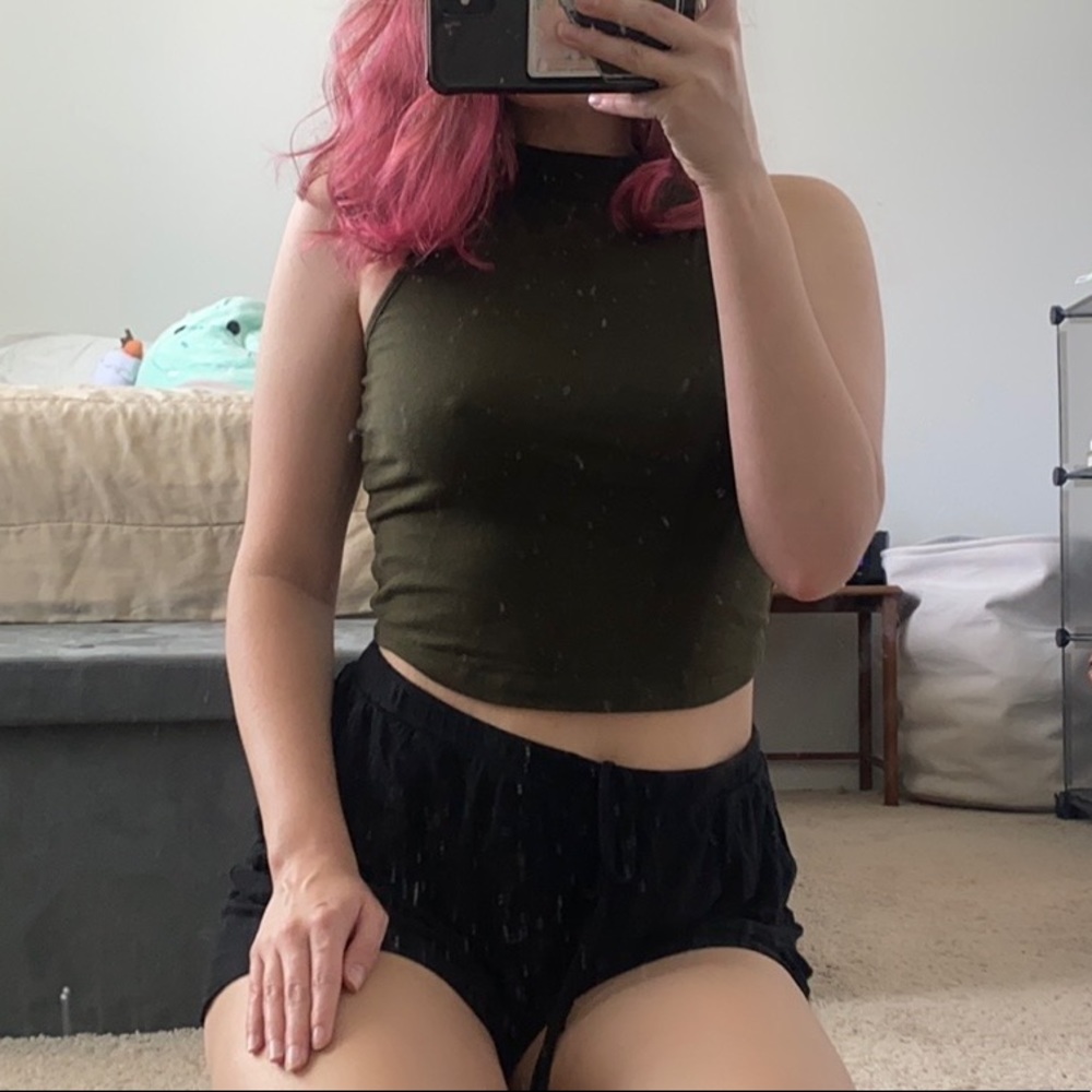 🛍3/$15 Olive Mock Neck Tank Top